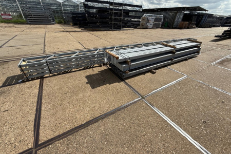 9.70 x 25.00m (242.5m²) platdak